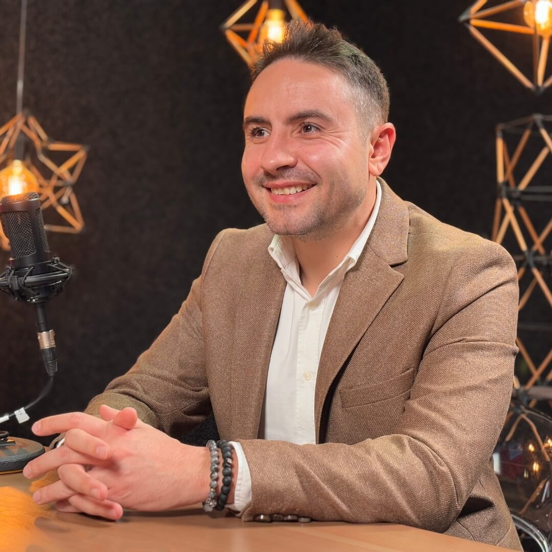 Daniel Ene, Revenue Acceleration Architect la UNRIVALS